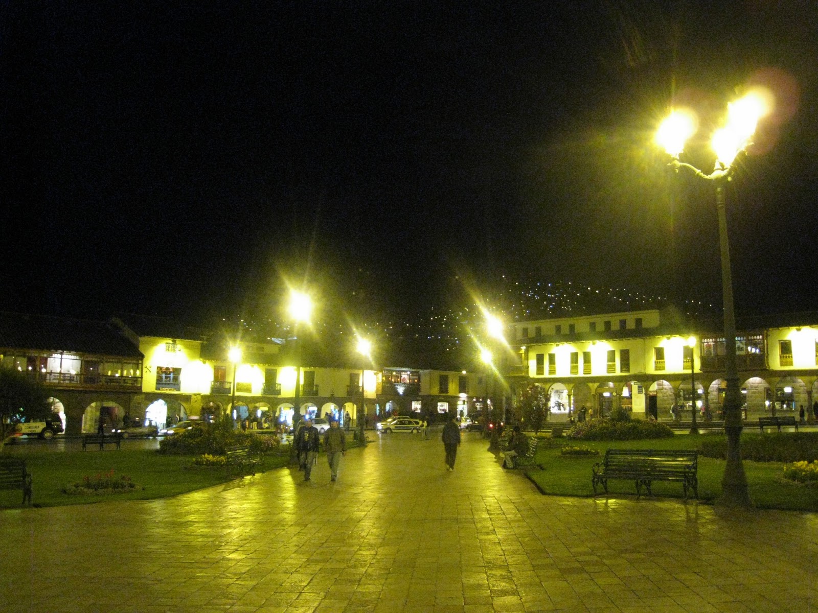 ペルークスコ30