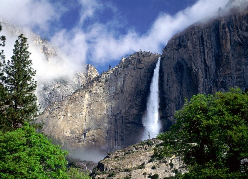 Yosemite Falls(アメリカ)