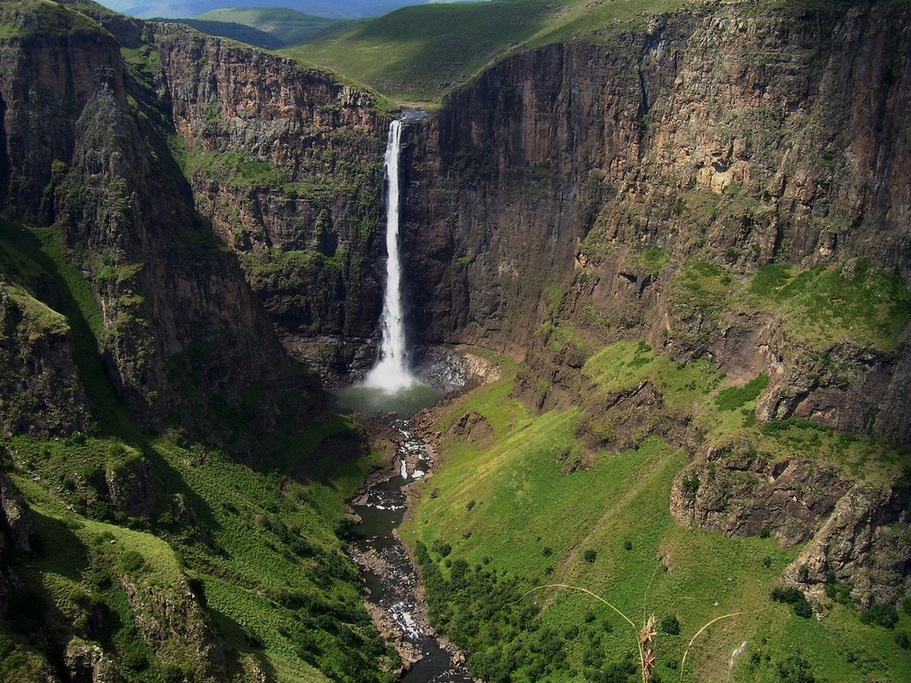 Maletsunyane Falls(レソト)
