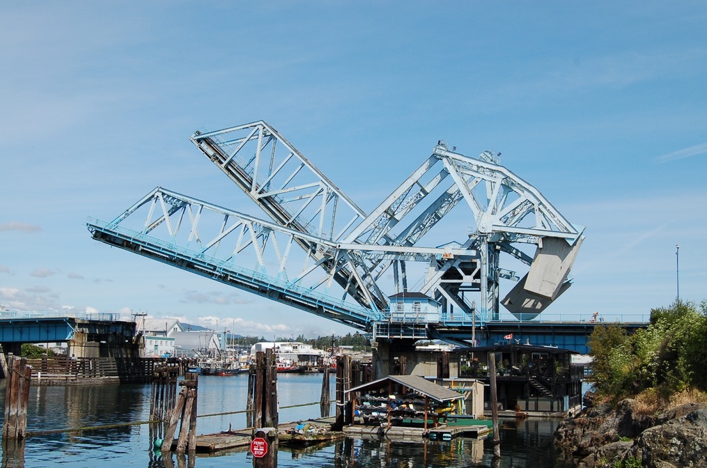 Johnson Street Bridge