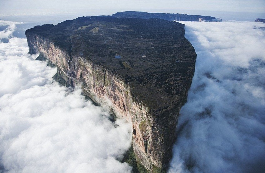 テーブルマウンテン01