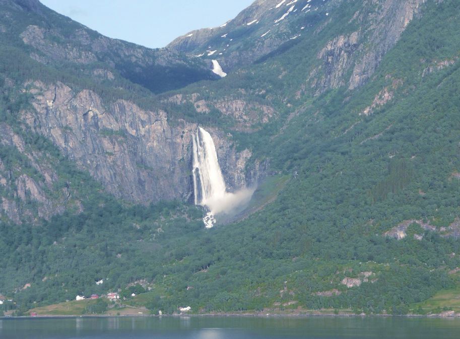 Feigefossen(ノルウェー)02