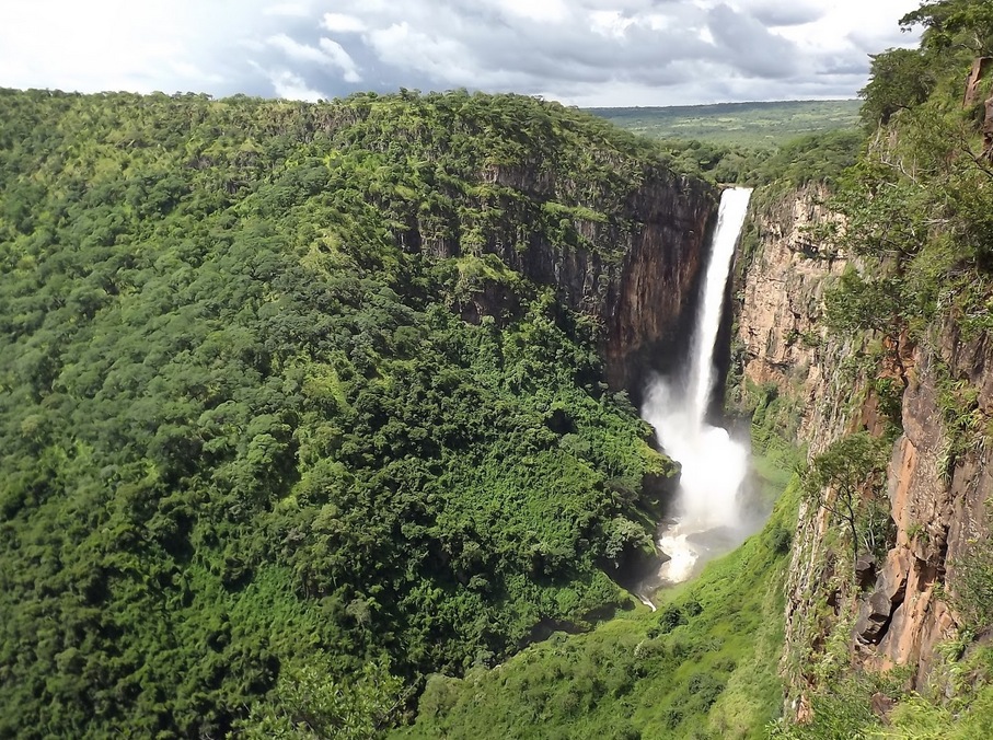 Kalambo Falls(ザンビア・タンザニア)